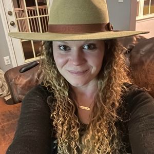 Meet your Posher, Jenean